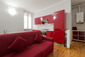 M3 Lodi - Trendy Red Apartment